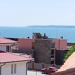 Pearl Apartment