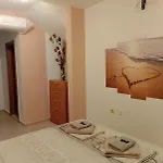 Pearl Apartment