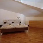 Pearl Apartment