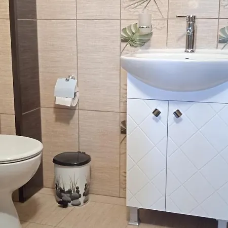 Pearl Apartment
