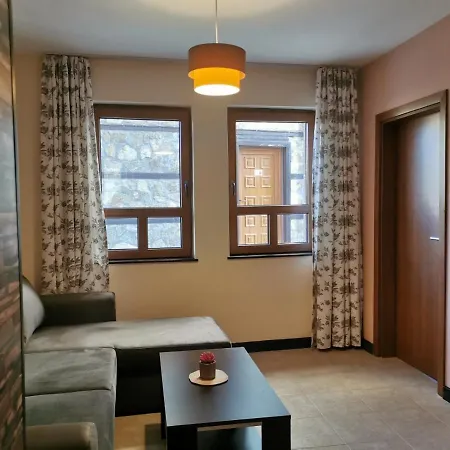 Pearl Apartament *