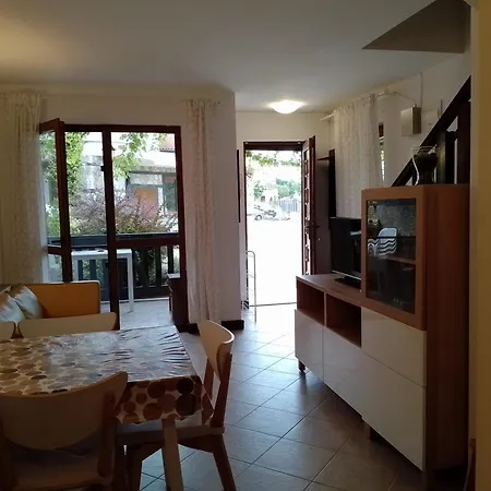 Pearl Szozopol